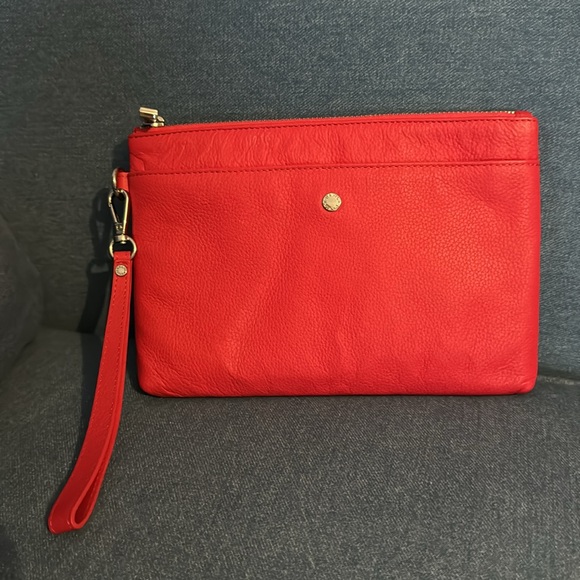 Bright Pink Leather Clutch - Danier - Picture 3 of 5